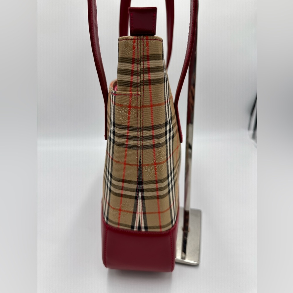 Authentic Burberry Nova Checkered Tote Shoulder Bag - Picture 4 of 10